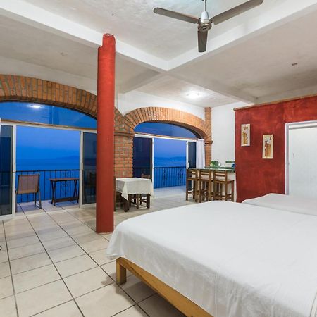 Traditional Sierra Leon Oceanfront Rooms - Adults Only Puerto Vallarta Exterior foto